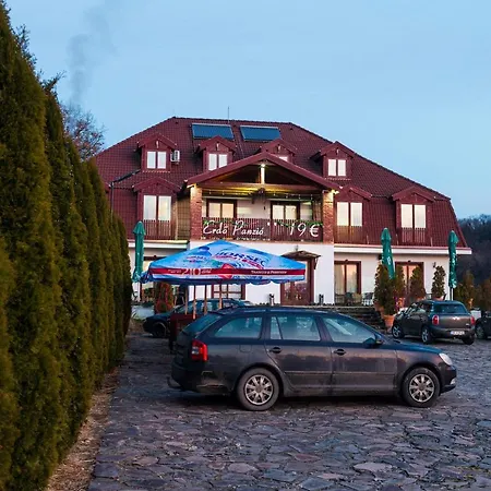 Pensiunea Si Restaurant Erdo Panzió Székelyudvarhely